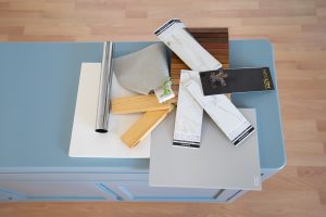 Combinación de acabados y texturas para proyectos personalizados.