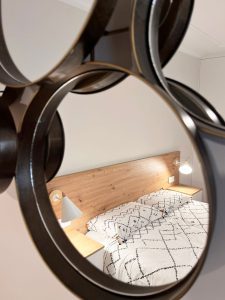 Detalle espejo círculos