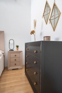 detalle_dormitorio_lacado_grafito